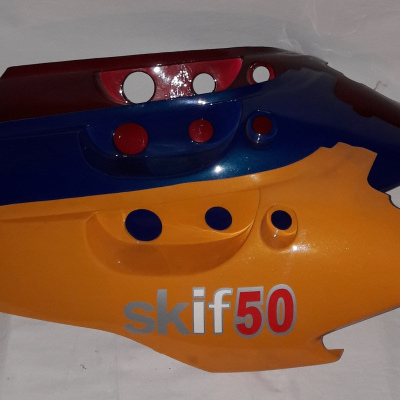 Задний боковой обтекатель Stels Skif правый