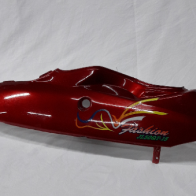 Задний боковой обтекатель GEELY вишневый левый