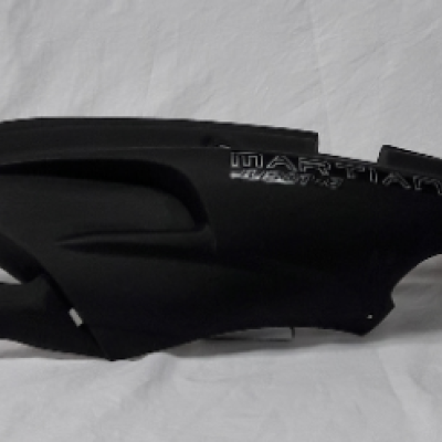 Задний боковой обтекатель Baotian 150cc левый  черный