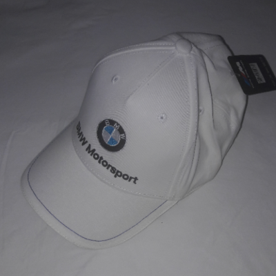 Бейсболка  BMW белая