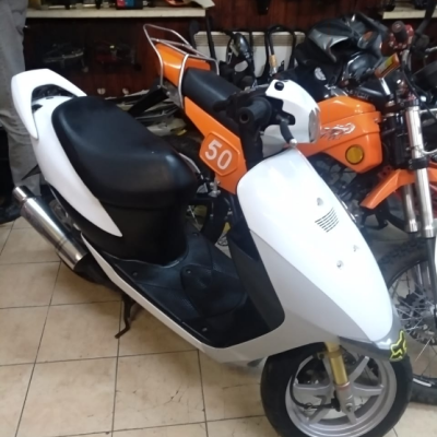 Suzuki ZZ