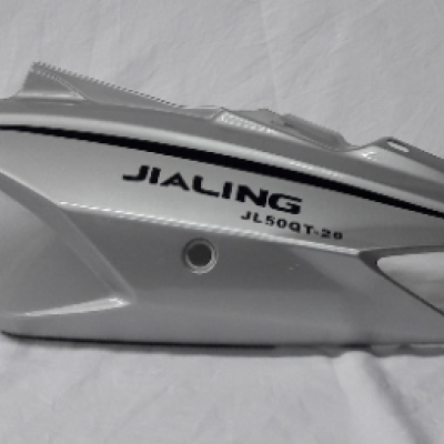 Задний боковой обтекатель Honling QT-20 левый серебристый